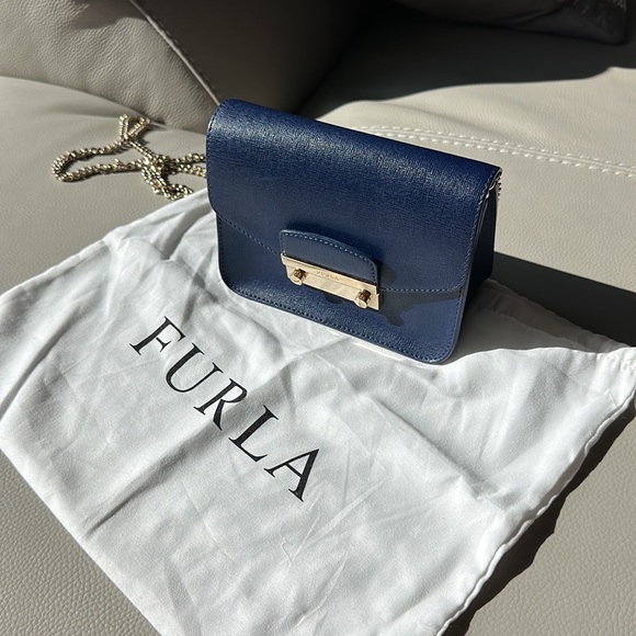 Furla Navy Blue Crossbody Bag. Excellent condition - Picture 1 of 17